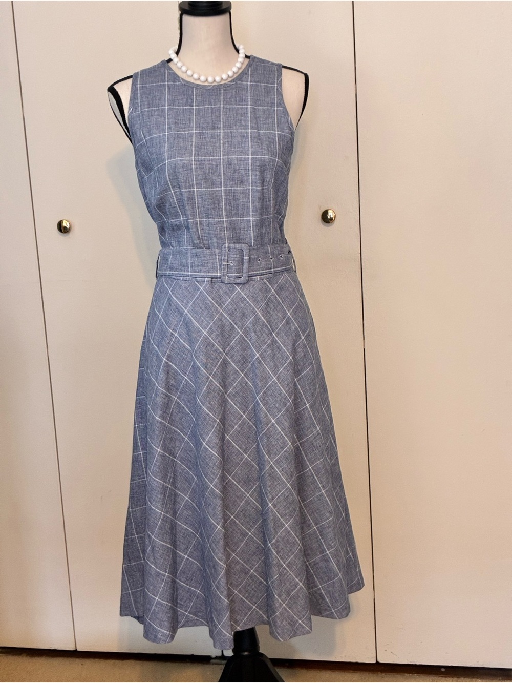 Brooks Brothers Linen and Cotton Gray and White Windowpane Sleeveless Midi Dress - Picture 3 of 15